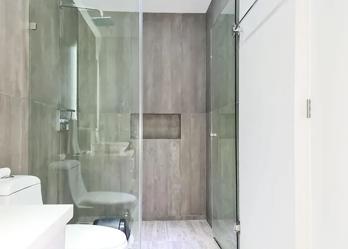1br At Dk52 Sea View Rooftop With Jacuzzi And Pool